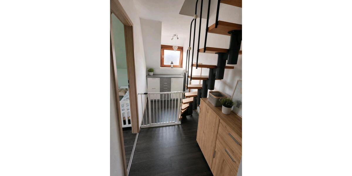 Einfamilienhaus Rinteln - 6 Zimmer, 130 m&sup2;, 245.000&euro; | Angebot:27021079