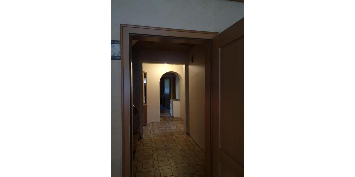 Einfamilienhaus Hessisch Oldendorf - 8 Zimmer, 180 m&sup2;, 167.000&euro; | Angebot:26248599