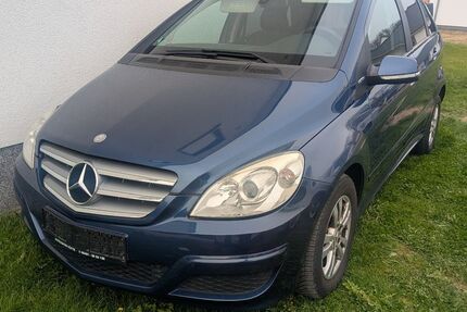 Mercedes-Benz B 160 162.000 km 3.100 &euro; Auhagen 31553