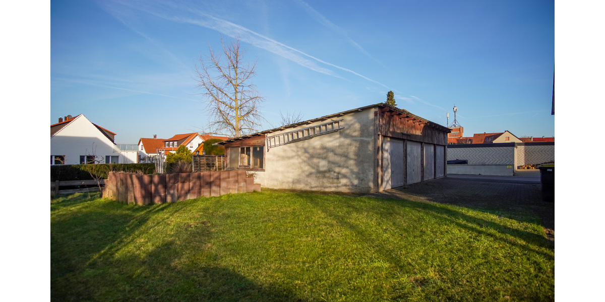 Mehrfamilien- oder Mehrgenerationenhaus mit 3 Wohneinheiten - Mehrfamilienhaus, Wohnhaus Lübbecke | Angebot:25892084