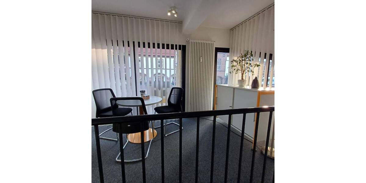 Gewerbeobjekt Lemgo - 5 Zimmer, 150 m&sup2;, 900&euro; | Angebot:25745554