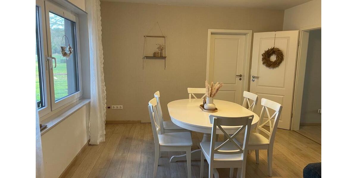 Einfamilienhaus Espelkamp - 7 Zimmer, 360 m&sup2;, 430.000&euro; | Angebot:26698963