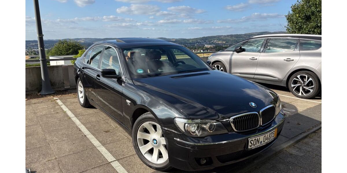 BMW 740 240.000 km 3.990 &euro; Lemgo 32657