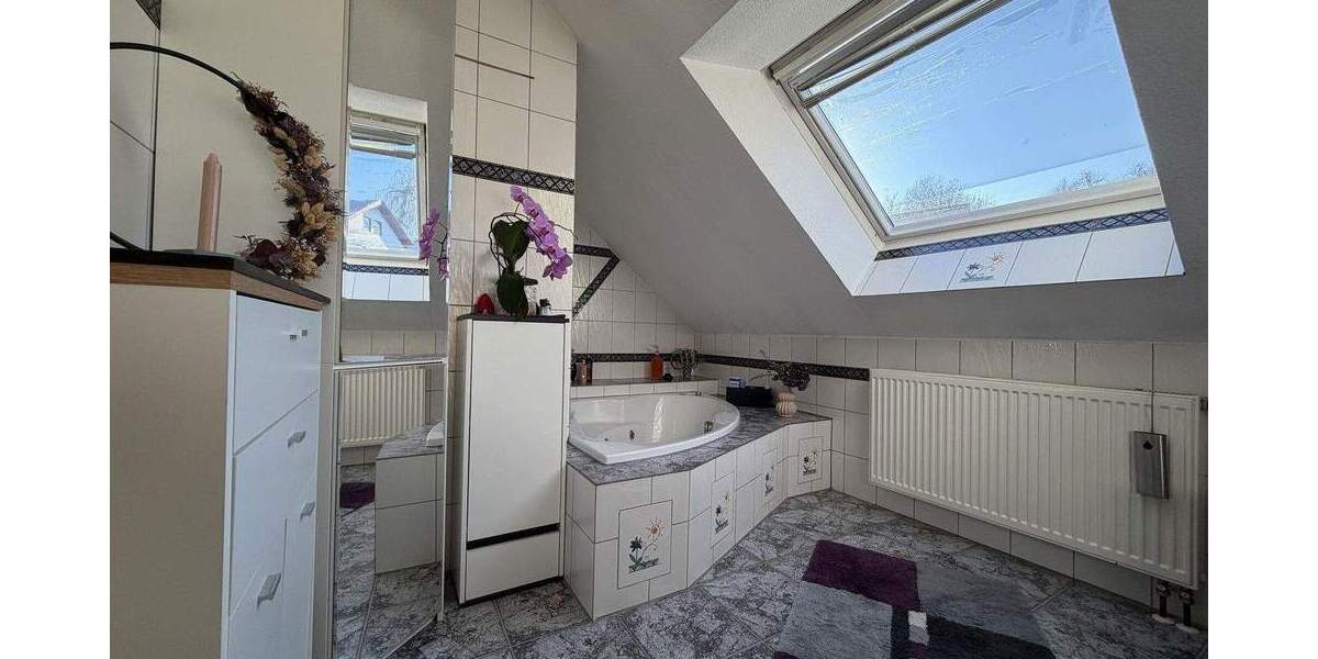 Mehrfamilienhaus, Wohnhaus Vlotho - 6 Zimmer, 175 m&sup2;, 370.000&euro; | Angebot:25718866