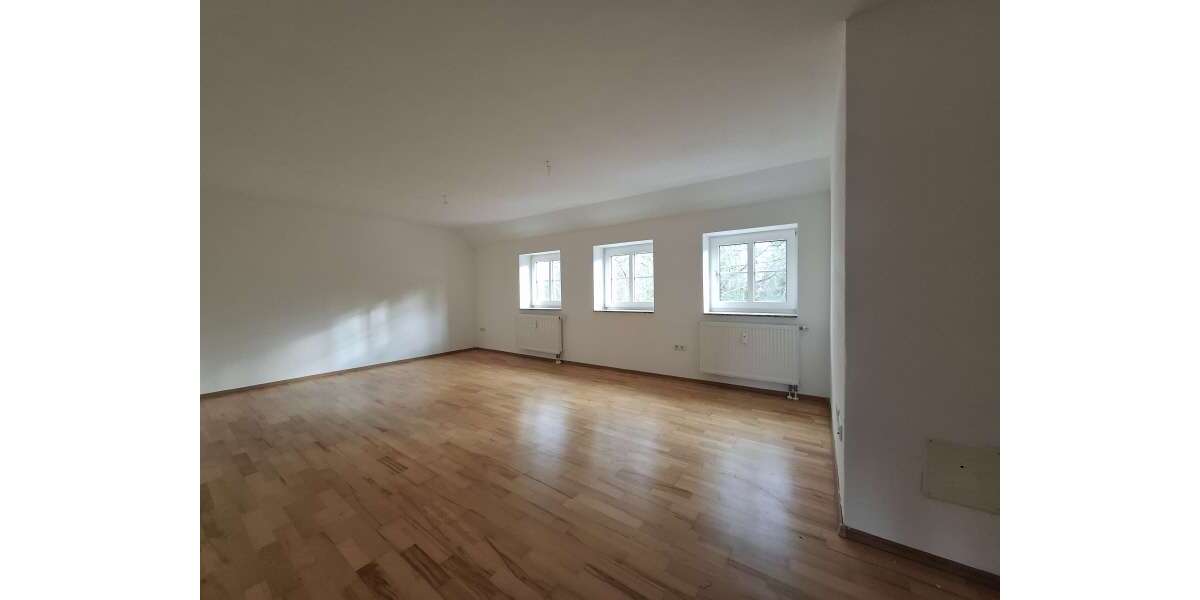 Etagenwohnung Minden Innenstadt - 3 Zimmer, 96 m&sup2;, 1.325&euro; | Angebot:26028060