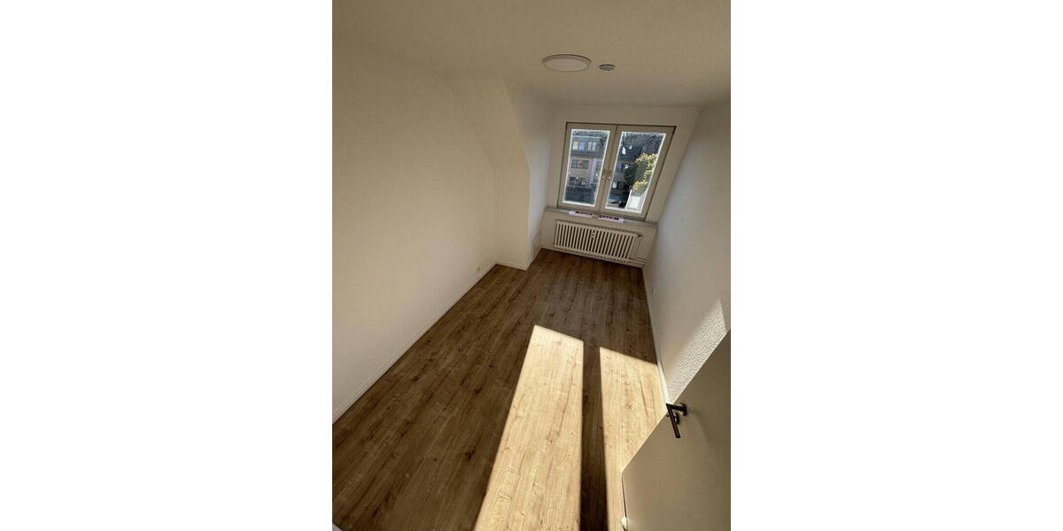 Etagenwohnung Stadthagen - 4 Zimmer, 95 m&sup2;, 165.000&euro; | Angebot:26302309