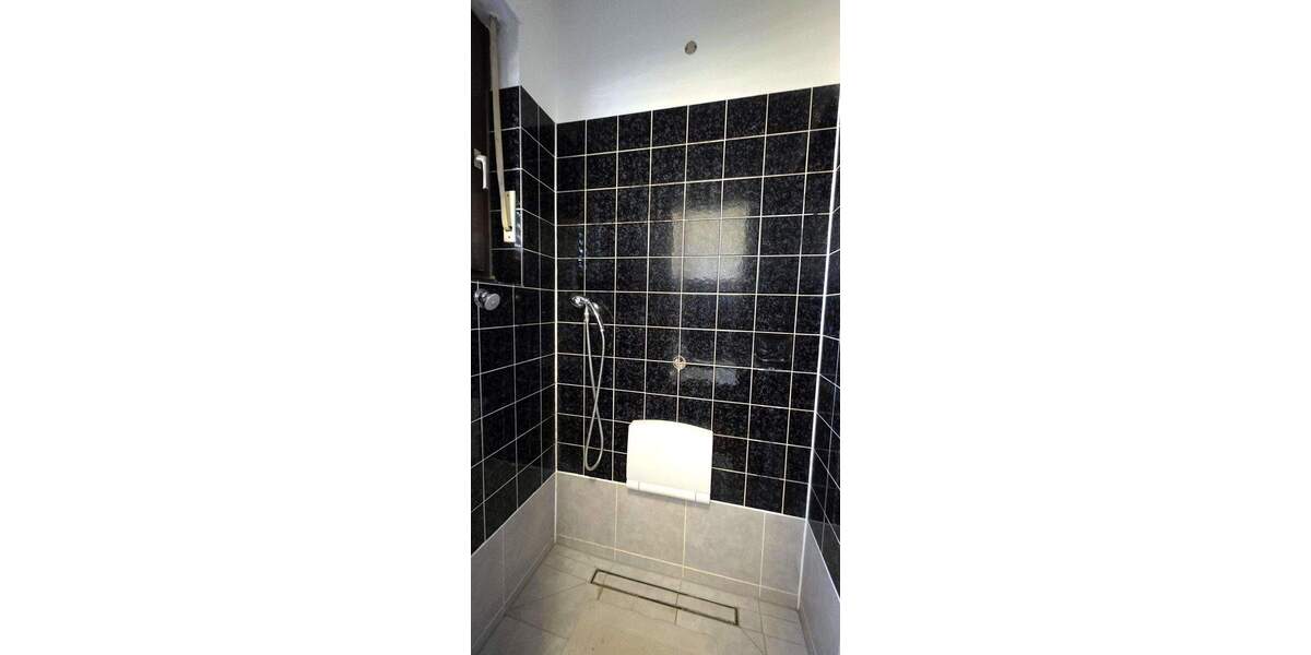 Mehrfamilienhaus, Wohnhaus Bünde Holsen - 6 Zimmer, 190 m&sup2;, 268.000&euro; | Angebot:25770347