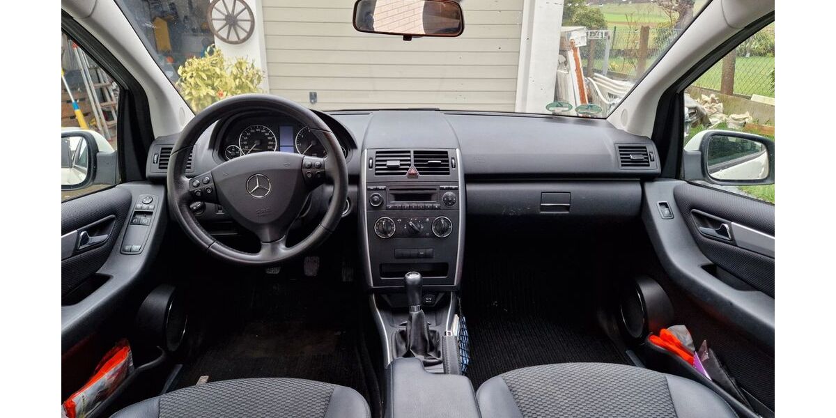 Mercedes-Benz A 160 74.000 km 6.490 &euro; Rinteln 31737