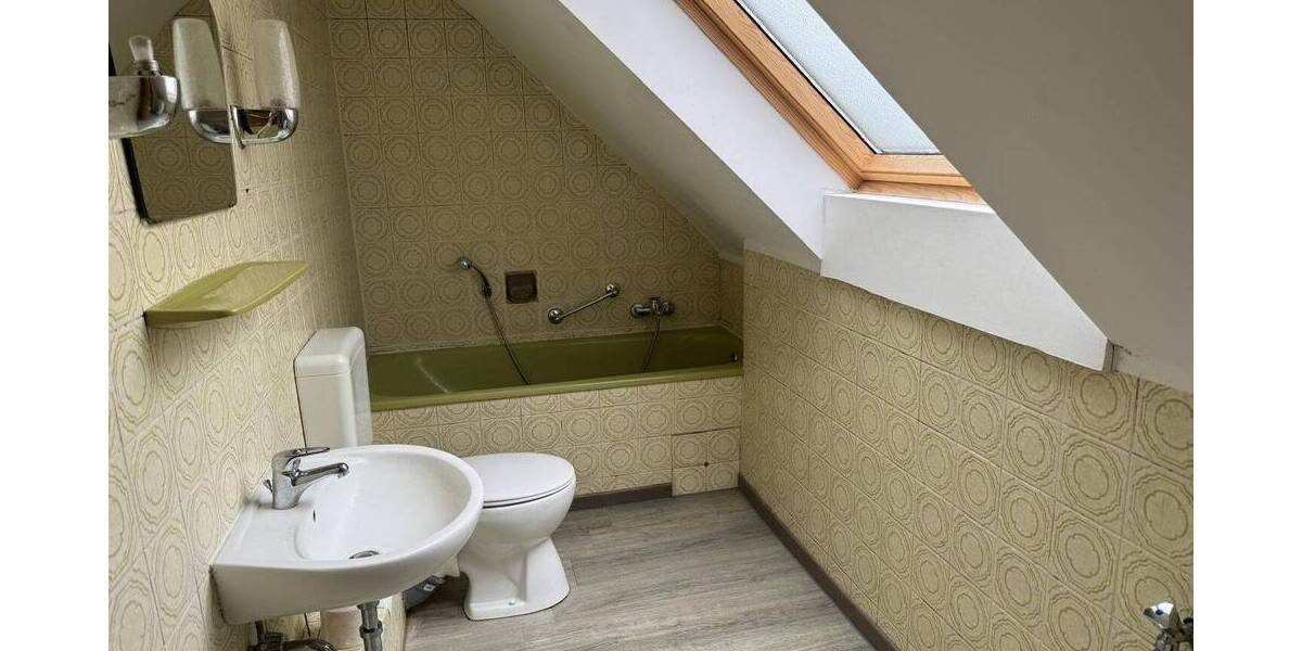Mehrfamilienhaus, Wohnhaus Bünde Ennigloh - 7 Zimmer, 182 m&sup2;, 255.000&euro; | Angebot:26820674