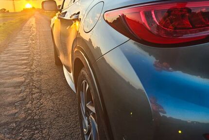 INFINITI Q30 114.000 km 13.500 &euro; Löhne 32584