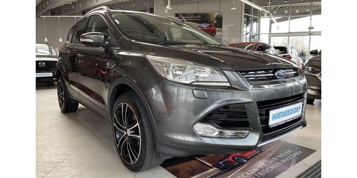 Ford Kuga 89.900 km 11.400 &euro; Rinteln 31737