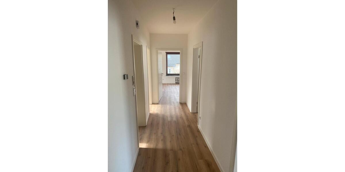 Etagenwohnung Herford - 3 Zimmer, 90 m&sup2;, 800&euro; | Angebot:26051256