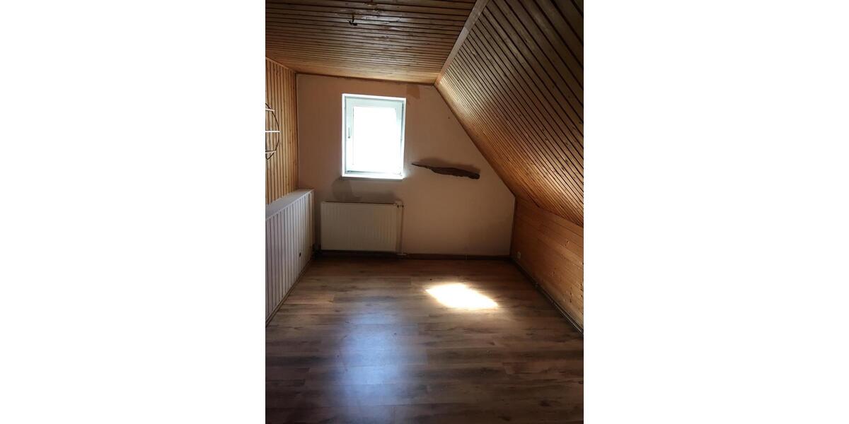 Einfamilienhaus Sachsenhagen - 10 Zimmer, 249 m&sup2;, 110.000&euro; | Angebot:26104337